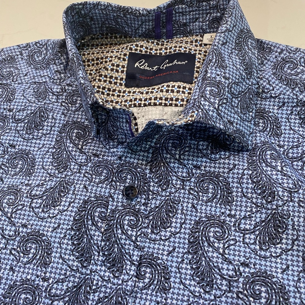 Robert Graham Shirt Sz L NWOT